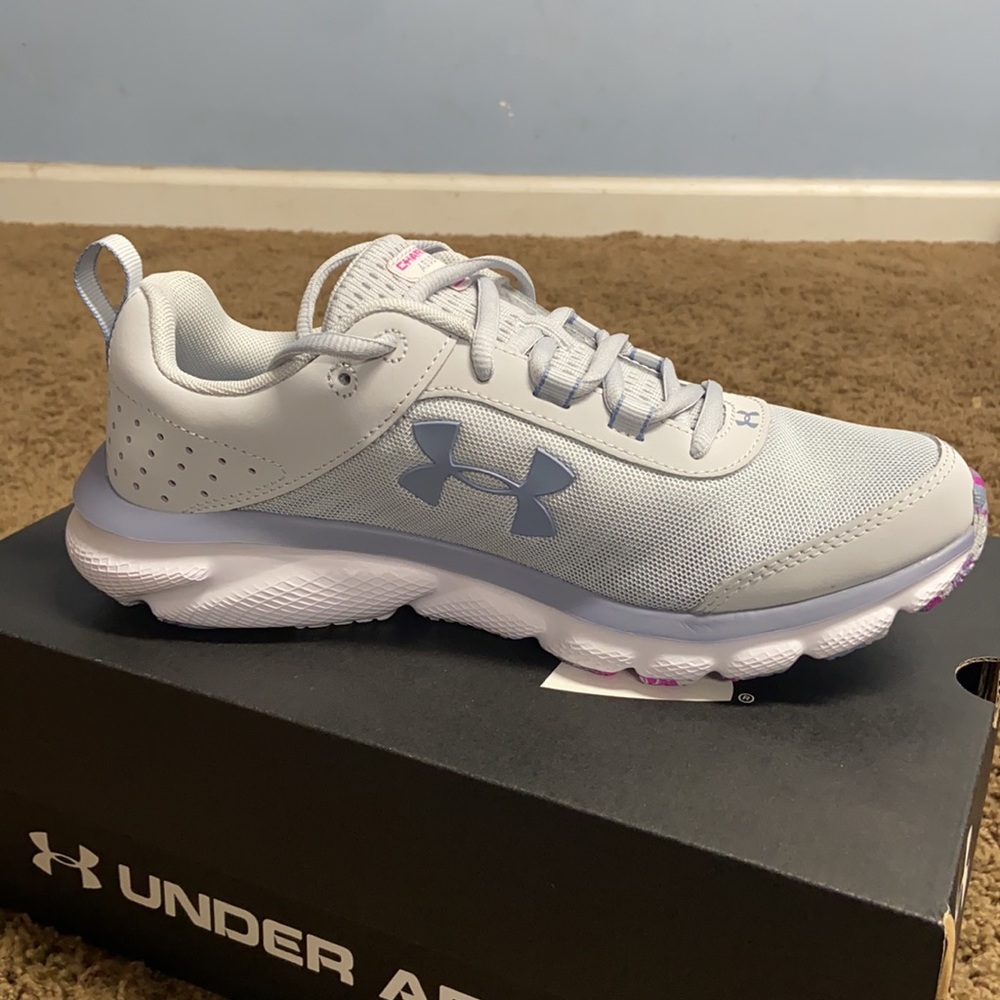 🎉 2xHP! 🎊 Charged Under Armor Size 9 Tennis/Athletic shoes. Gray/blue/pink - Picture 6 of 16